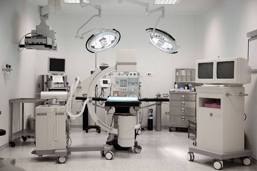 thủ tục nhập khẩu trang thiết bị y tế